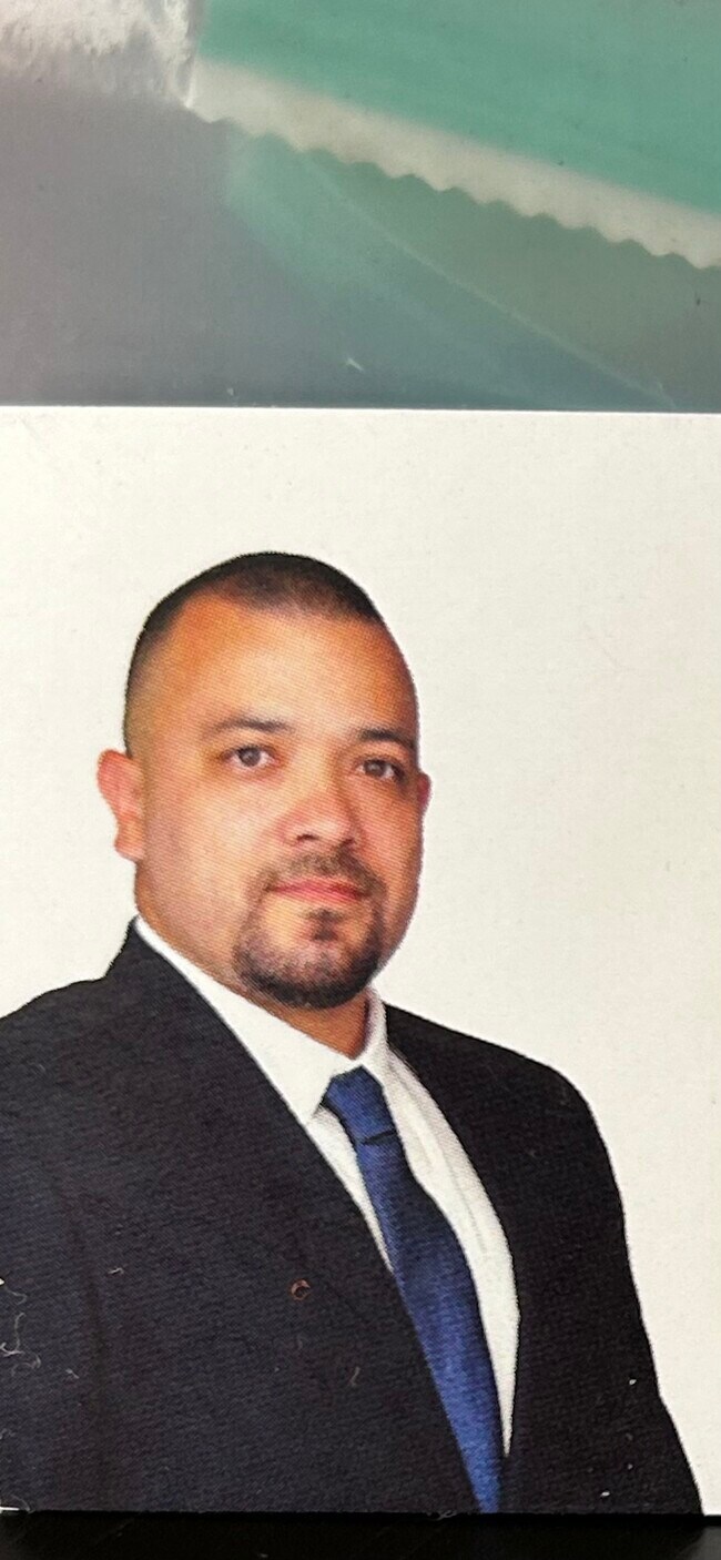 Agent Photo
