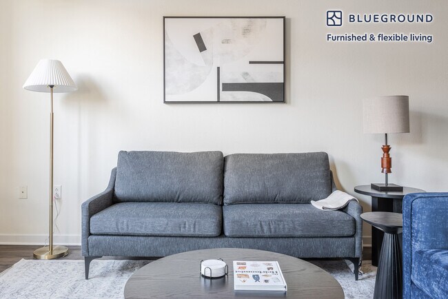 34 Union Square unit FL5-ID1903, Union City, CA 94587 - photo 2