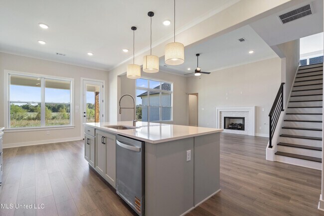 13624 Broadmore Ln, Olive Branch, MS 38654 - photo 4