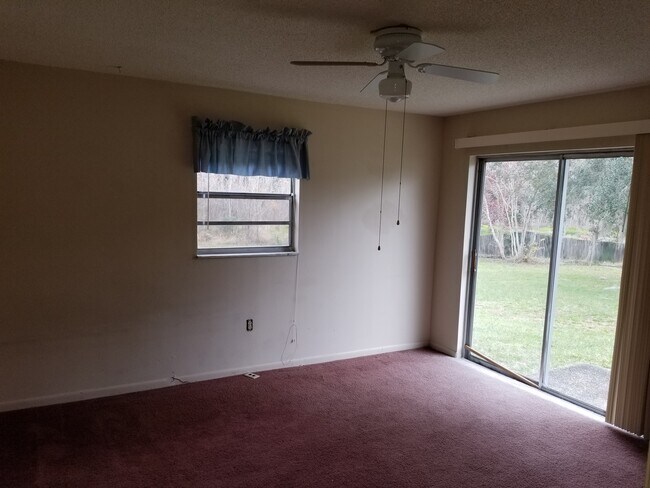 6536 W Norvell Bryant Hwy, Crystal River, FL 34429 - photo 4