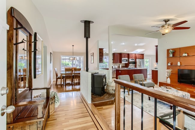 9424 SW Siletz Dr, Tualatin, OR 97062 - photo 5