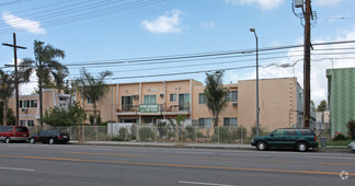 6633 Woodley Ave, Van Nuys, CA 91406
