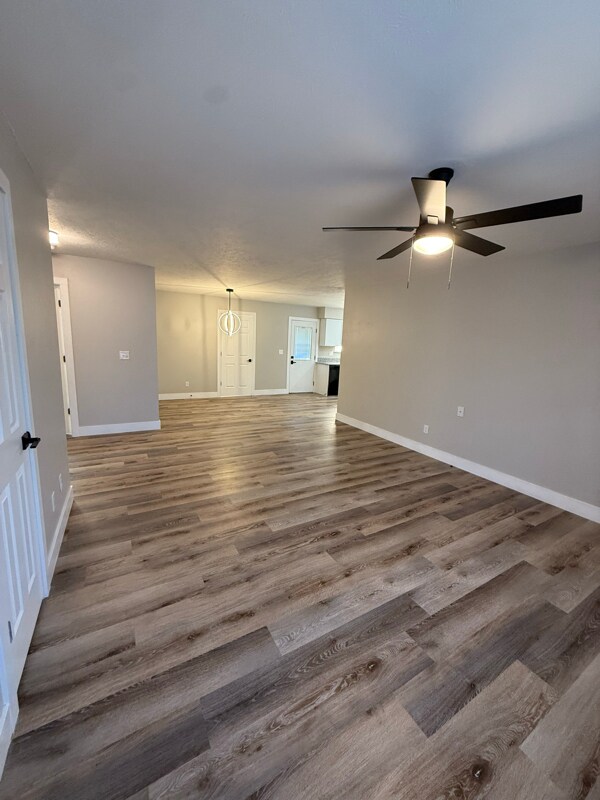 133 W Terrace Ct, Sparta, MO 65753 - photo 3