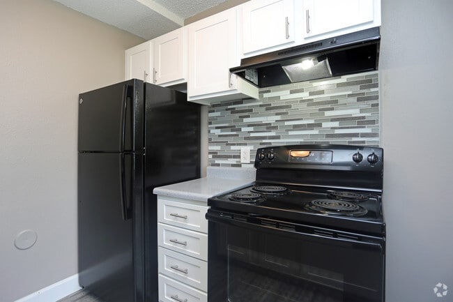 Fairview Apartments, Aurora, CO 80012 - photo 6