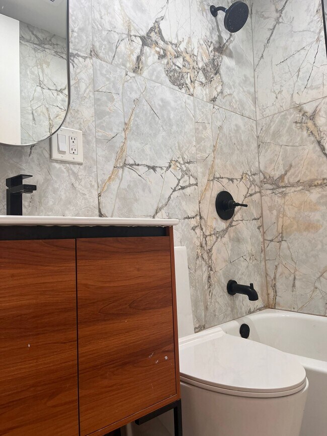 21 Reed St unit 15, Jersey City, NJ 07304 - photo 4