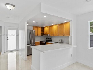1790 W 58th St, Hialeah, FL 33012