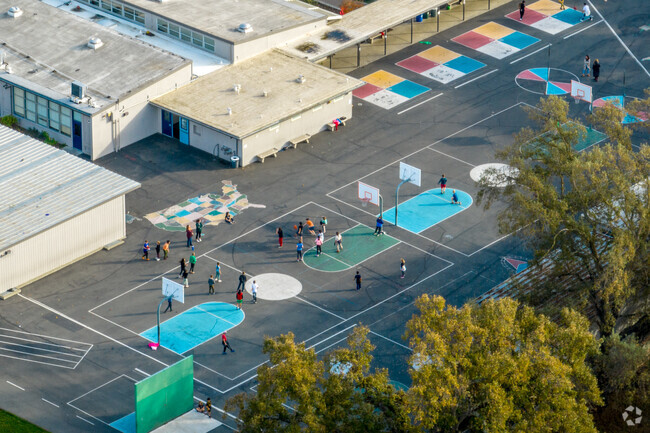 Murwood Elementary School offers plenty of fun after school activities.