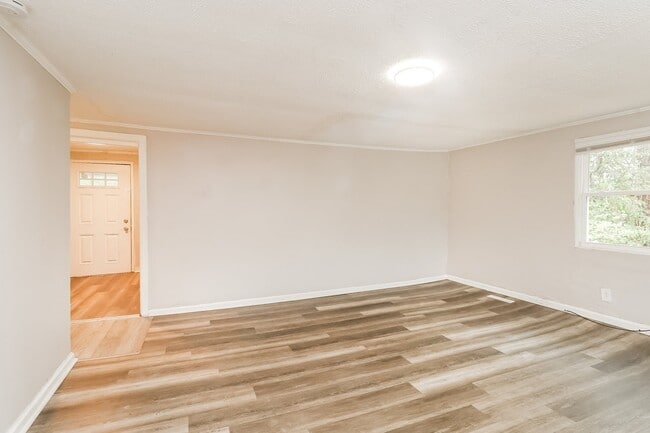 324 Adams Ave, Batesburg, SC 29006 - photo 3