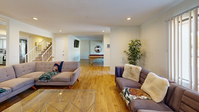 3153 Elmrock Place, Las Vegas, NV 89121 - photo 3