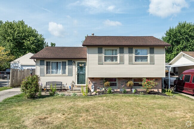 Brookshire offers a variety of homes styles, including split level homes.