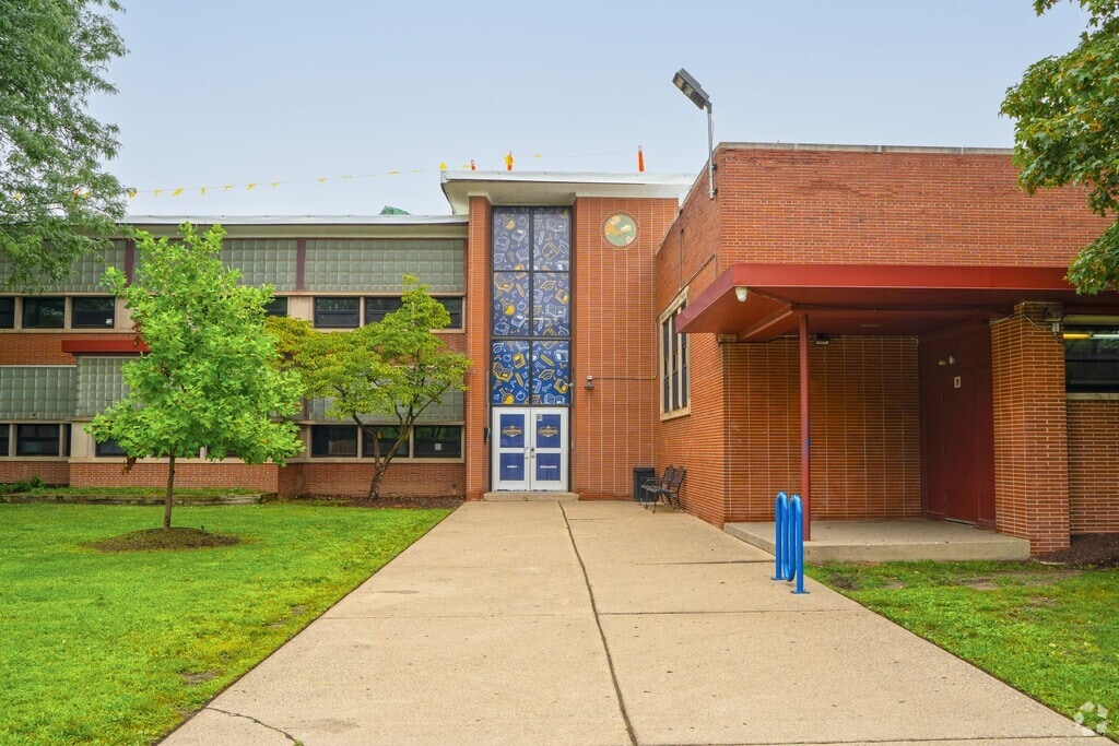 Jalen Rose Leadership Academy, Detroit MI Rankings & Reviews