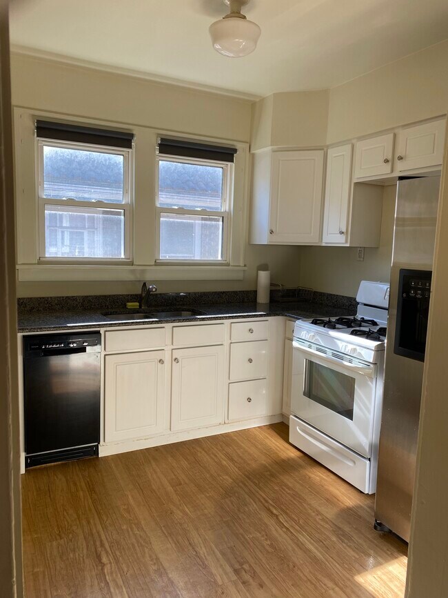 2516 Beechwood Blvd, Pittsburgh, PA 15217