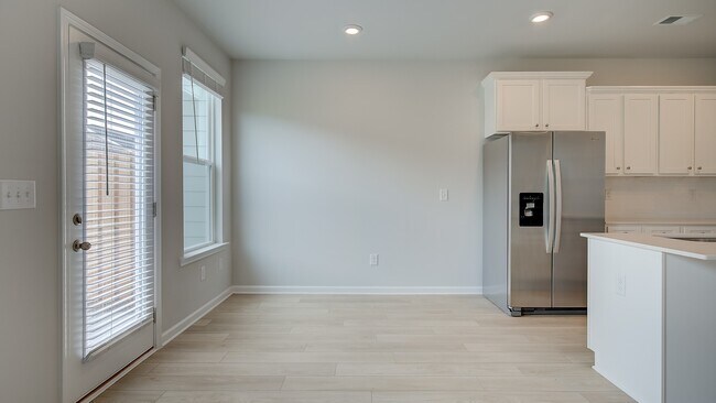 352 Navigator Ln, McDonough, GA 30253 - photo 6