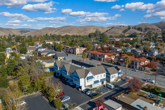 Averroes Institute is an excellent private school option.