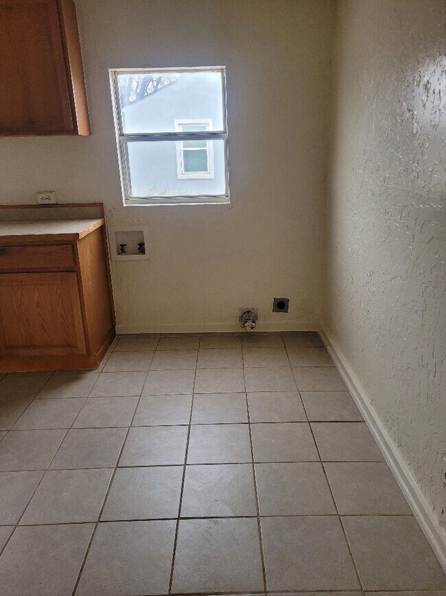 3610 NE 13th Ave, Amarillo, TX 79107 - photo 6