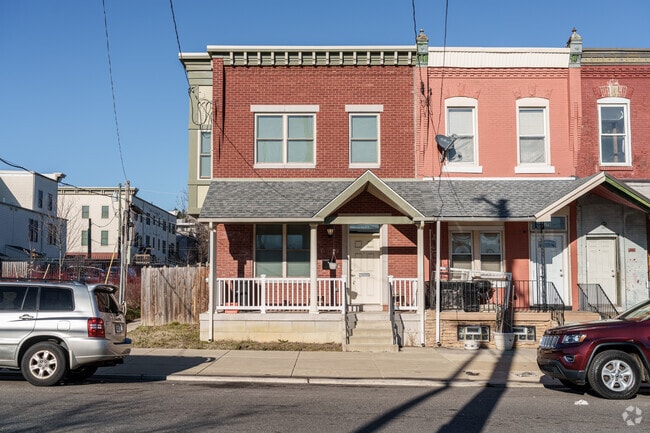 Red brick rowhomes are ubiquitous along many streets in West Parkside.