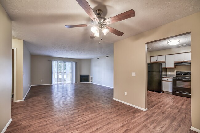 Glenwood Pointe, Twinsburg, OH 44087 - photo 4