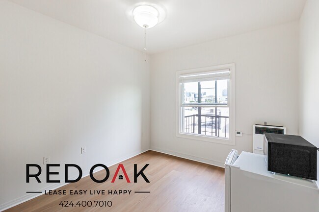 1509 Wilcox Ave unit 320, Los Angeles, CA 90028 - photo 4