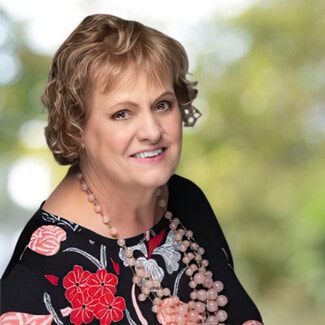 Evelyn Dean