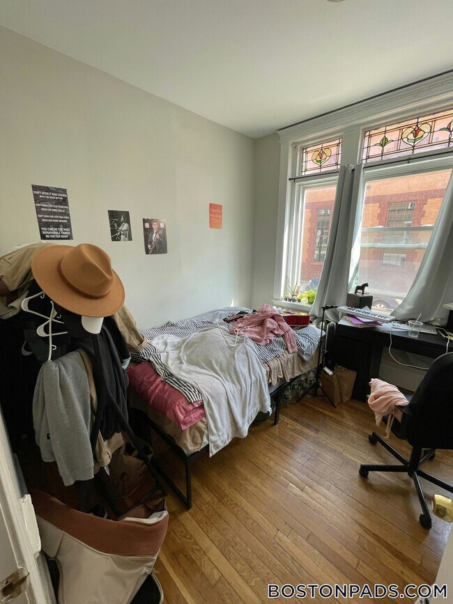 38 Hemenway St unit 2, Boston, MA 02115 - photo 7