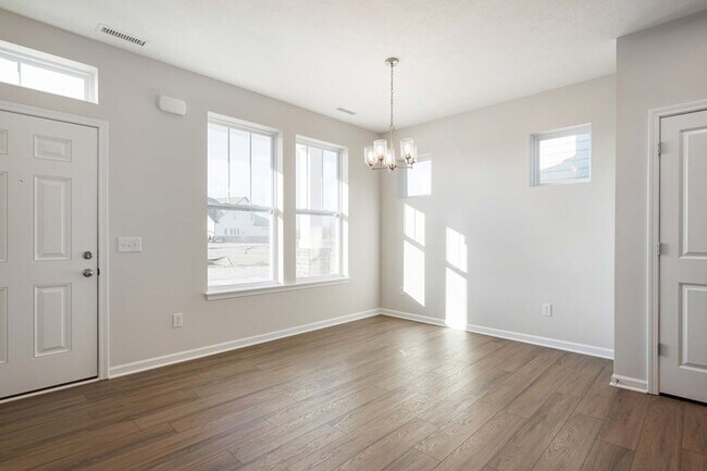 14247 Coyote Ridge Dr unit 36476554, Noblesville, IN 46060 - photo 5