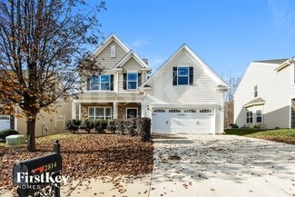 2814 Chari Park Ln, Walkertown, NC 27051