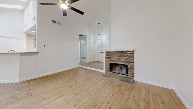 3502 Meadowview Dr, Corinth, TX 76210 - photo 2