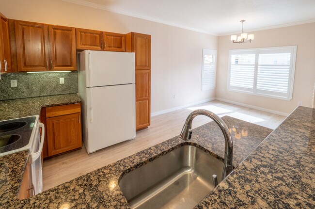 4875 S Balsam Way unit 10-101, Littleton, CO 80123 - photo 6