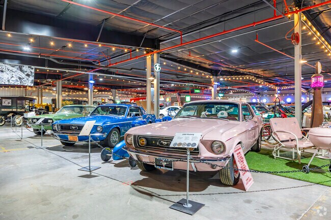 A short drive from Drexel Park, the Rolling Thru Time Auto Museum offers an engaging experience, celebrating the evolution of transportation and its impact on American culture.