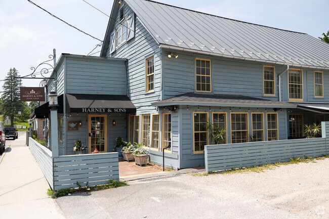 Harney & Sons is based out of North East and has a tea shop and cafe run by Alex Harney who is a third generation family member keeping the spirit alive.