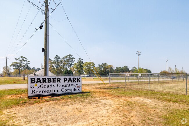 Barber Park in Cairo is a tranquil 46.1-acre oasis nestled in the heart of the city.