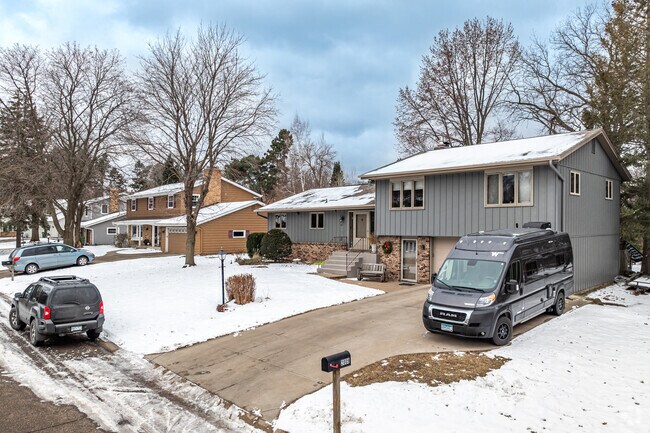 Fairview Southwest offers a mix of split levels and two-story homes.