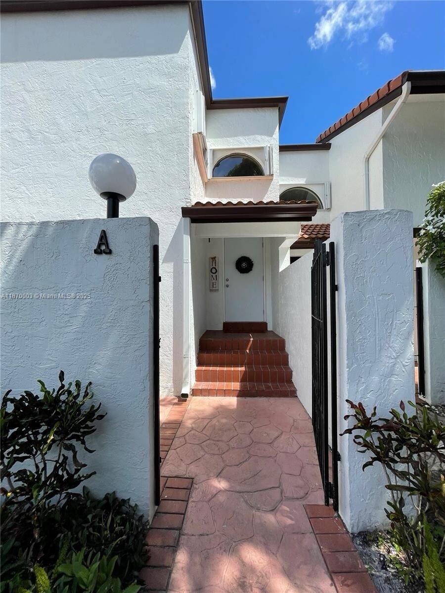 1301 SW 124th Ct, Miami, FL 33184 - photo 1