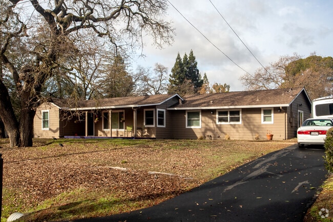 You can also find plenty of minimal, traditional style home in Walnut Heights.