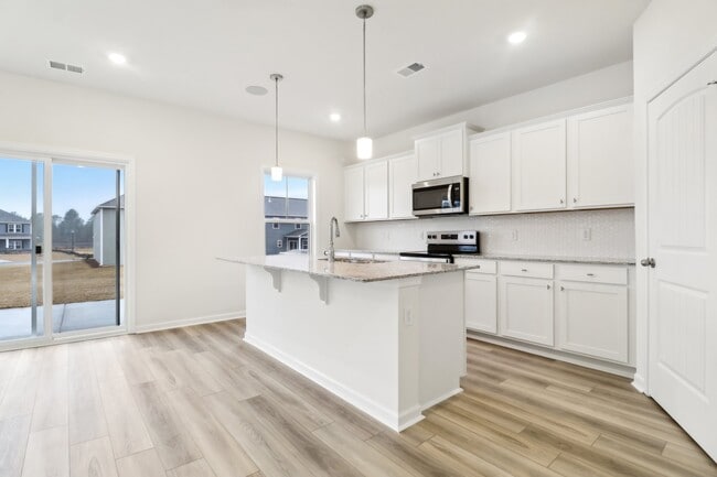 535 Tasmanian Oak Aly NW, Aiken, SC 29801 - photo 2