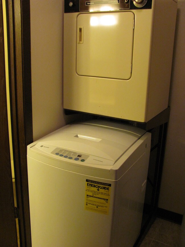 306 Van Buren St unit 1, Rock Springs, WY 82901 - photo 7