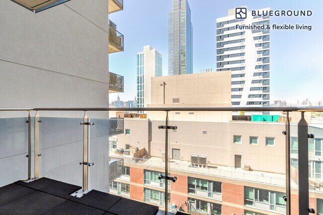 42-10 27th St unit FL13-ID1767, Long Island City, NY 11101 - photo 5