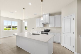 4557 Lago Cir, Vero Beach, FL 32967