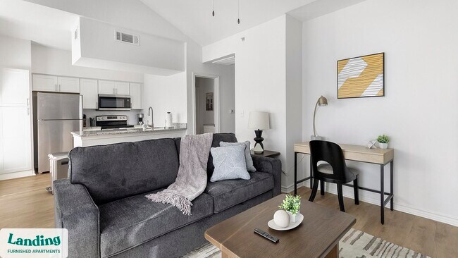 9510 Westpark Dr unit 4337.1412041, Benbrook, TX 76126 - photo 2