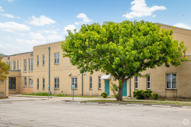 Discover the joy of learning at Andrew Briscoe Elementary.
