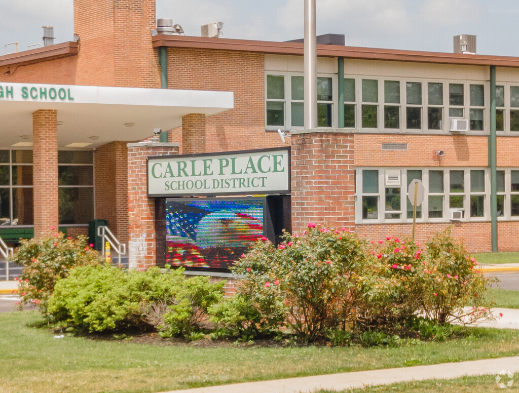 Carle Place High School is ranked 143rd within New York.