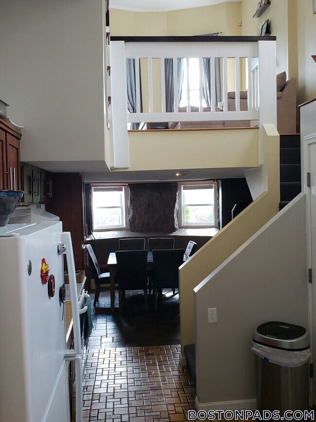 1 Brigham St Unit 1, Boston, MA 02128