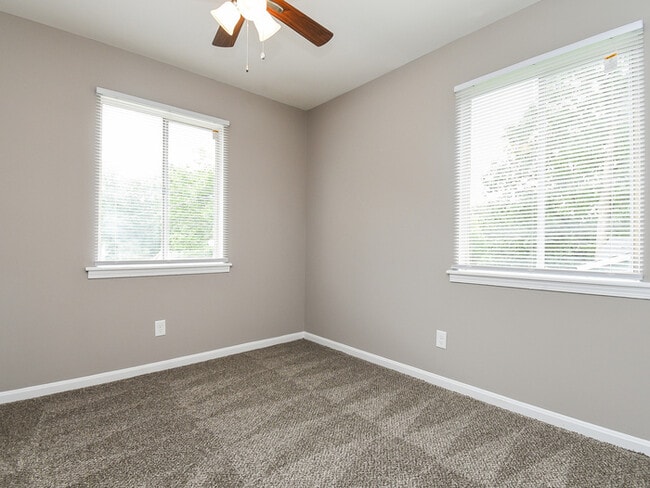 1344 4th Way NW, Center Point, AL 35215 - photo 6