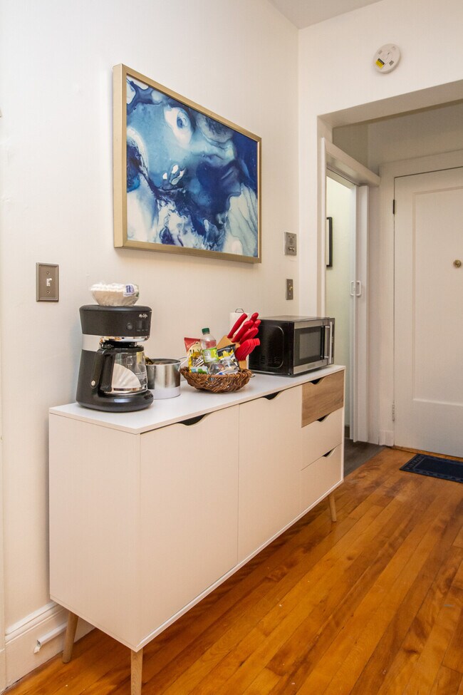 1253 Beacon St unit C4, Brookline, MA 02446 - photo 2