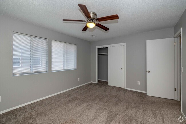 2BR, 1BA - 864SF - Second Bedroom