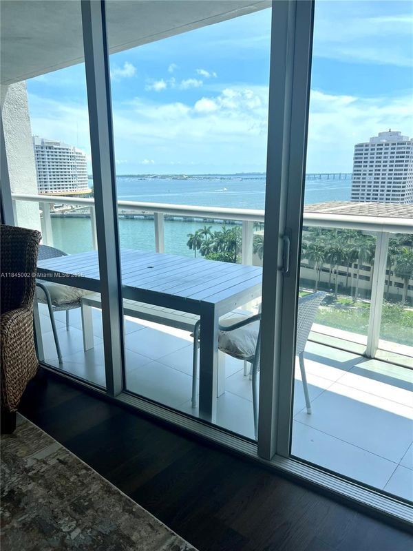 495 Brickell Ave, Miami, FL 33131
