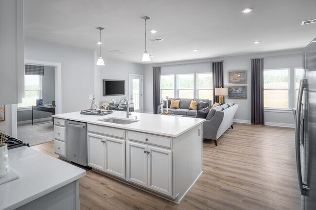 Potomac Shores - Elevator Condos unit 505, Dumfries, VA 22026 - photo 6