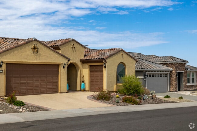 Some homes in Sun City Festival feature smaller garages for your golf cart.