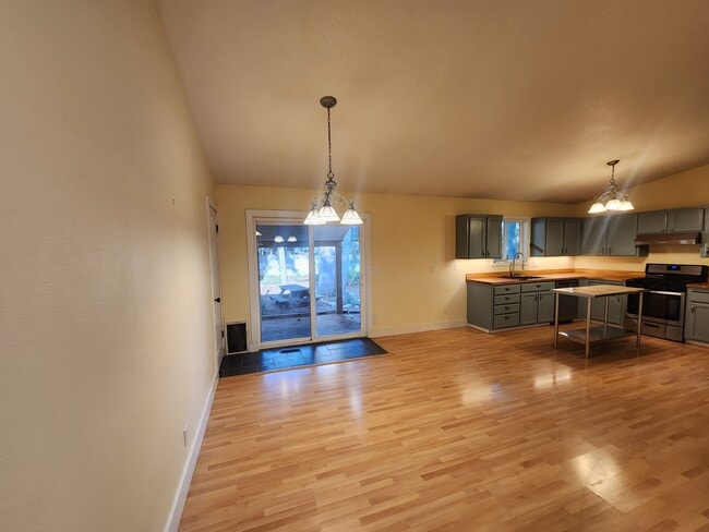 11751 N Ruby Dr, Hayden, ID 83835 - photo 4