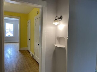 925 E 5th St Unit 2, Duluth, MN 55805